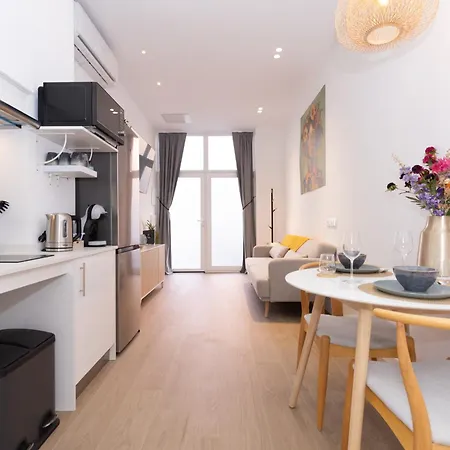 New! Luxury & Close To Metro! Between & Center Apartment Valencia
