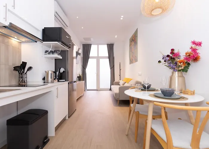 Casa Novi - Close To Beach, Center & Metro Apartament Walencja
