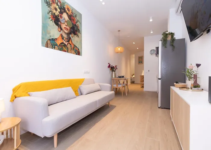 Casa Novi - Close To Beach, Center & Metro *